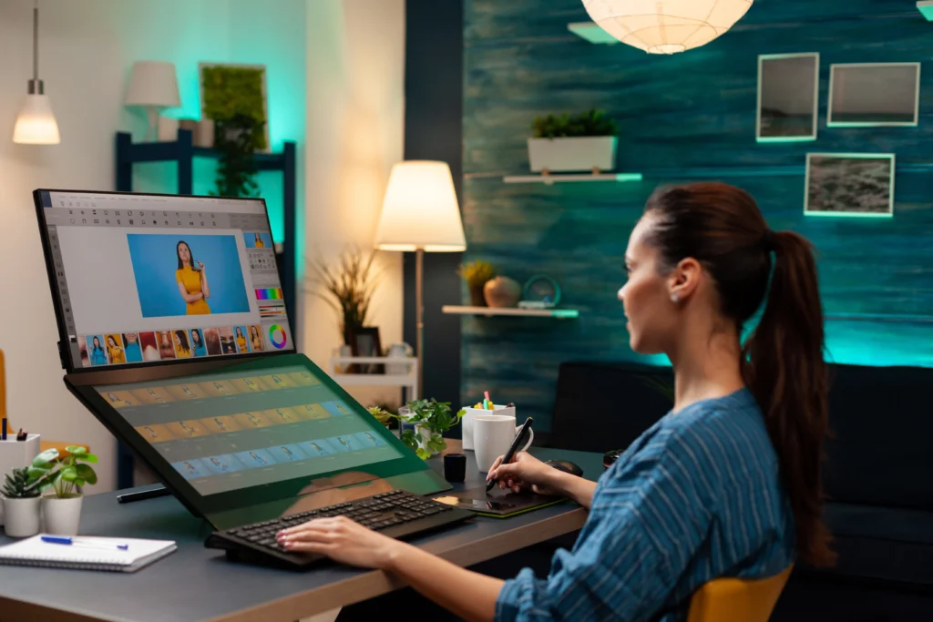 A working graphic designer